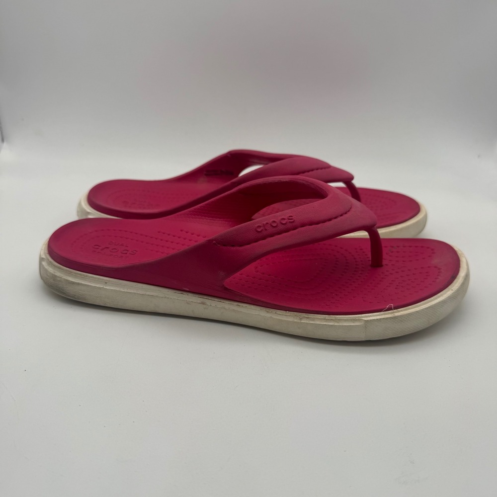 Crocs Women's Pink Flip Flops Sandals Size 7 Casual‎ Comfort Beach Summer
